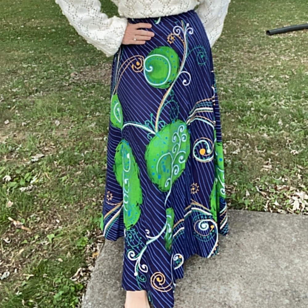 Vintage 70s psychedelic maxi skirt - Picture 2 of 5